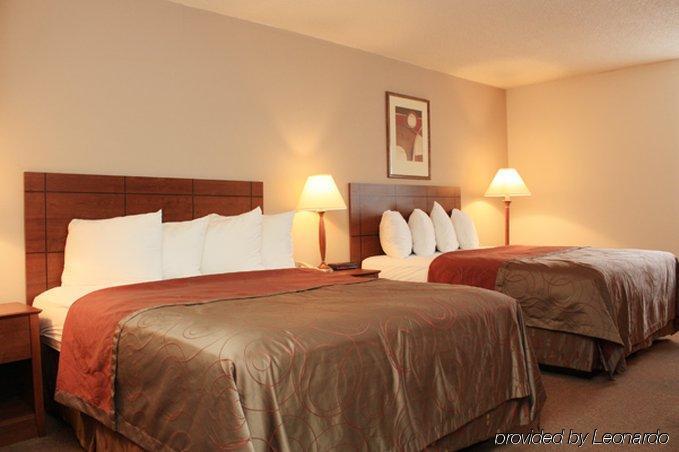 Ramada By Wyndham Bismarck Hotel Szoba fotó